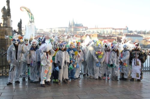 Die Glaine Opti-Mischte an dr Prager Fasnacht