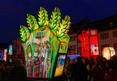 Unseri Lampe uffem Minschterblatz